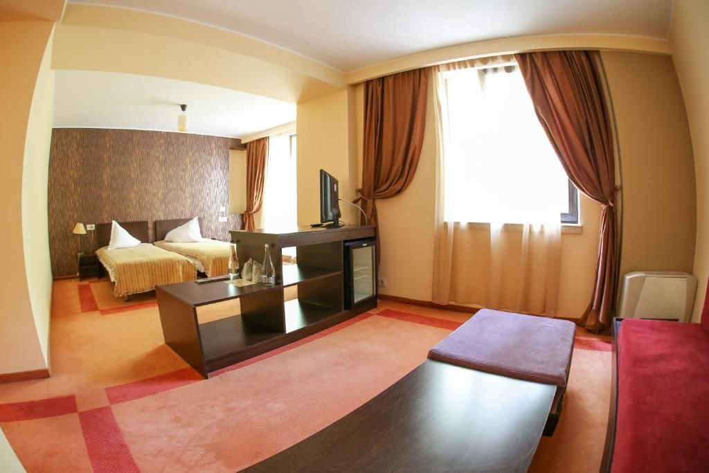 Отель Volo Hotel Бухарест-52